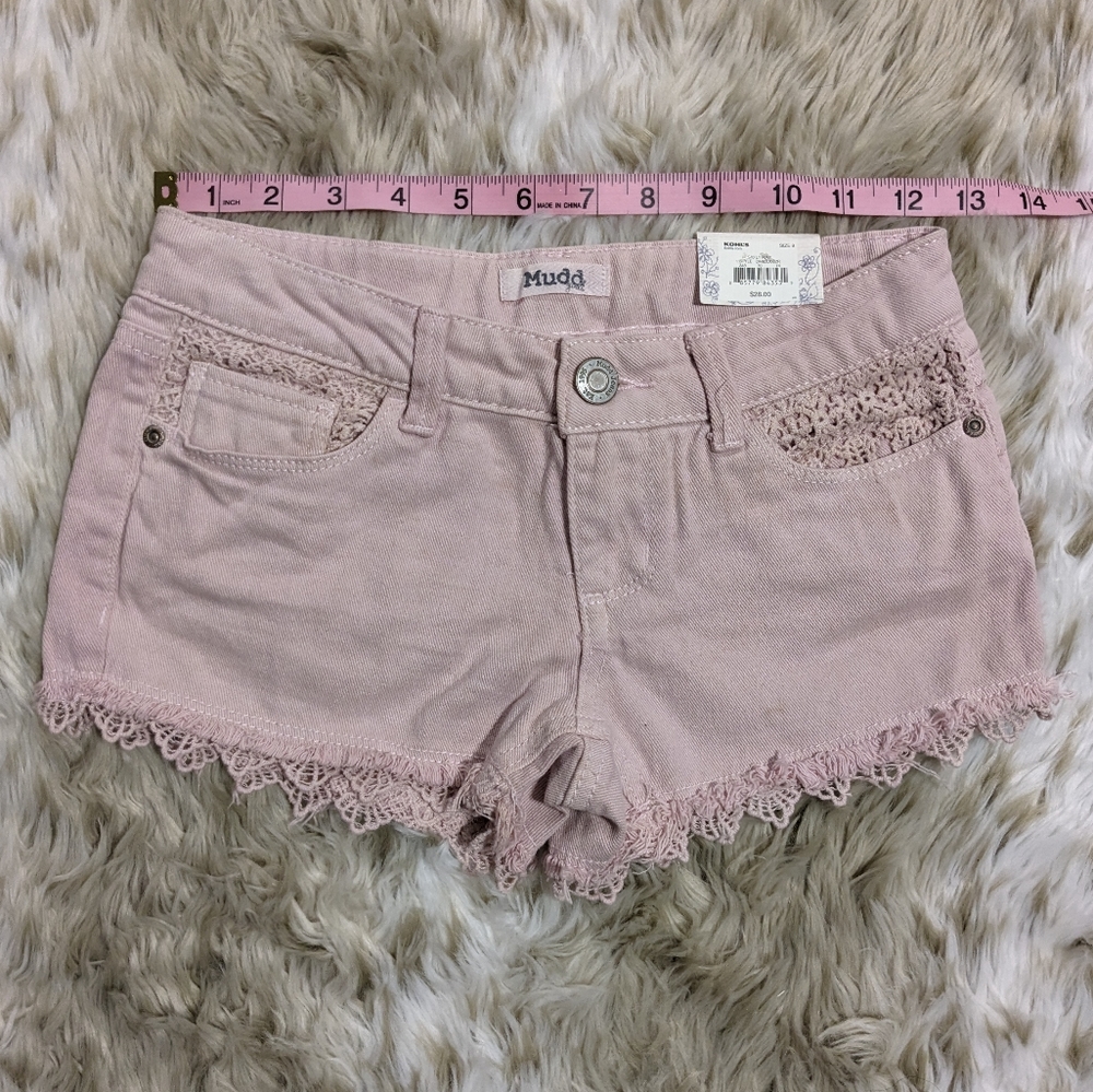 New Mudd Crochet Trim Denim Shorts Pink size Girls 8 Mid-rise